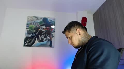 soy_apolo online show from 11/18/25, 03:27