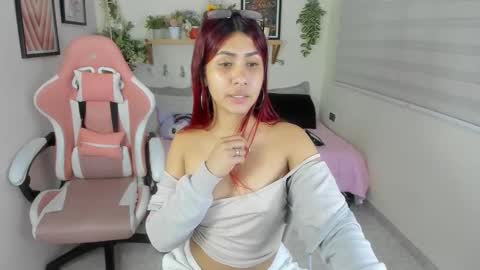 Snapshot of soy_sarah chatting on 10/02/25, 11:39 Sarah Valentina online show from 10/02/25, 11:39