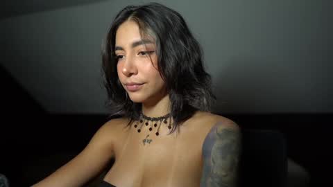 Snapshot of soy_sofia chatting on 01/17/25, 10:33 100 explicit here online show from 01/17/25, 10:33