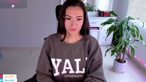 Luisa    online show from 01/30/25, 09:04