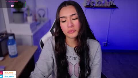 Luisa    online show from 09/10/25, 09:59