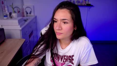 Luisa    online show from 10/07/25, 12:41