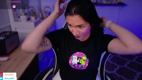 Luisa    online show from 11/22/25, 12:42