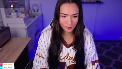 Luisa    online show from 12/01/25, 12:15