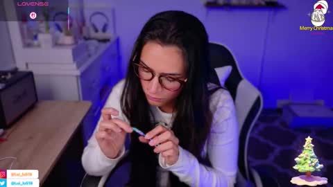 Luisa    online show from 12/16/25, 10:48