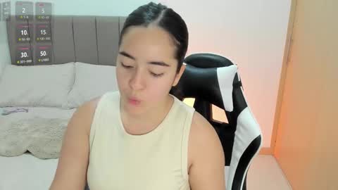 Instagram Soyamandaa  1 online show from 12/22/25, 10:40