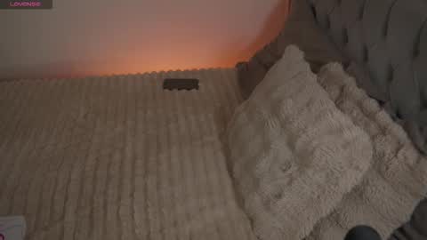 Snapshot of soydenise chatting on 11/03/25, 03:24 Denise online show from 11/03/25, 03:24