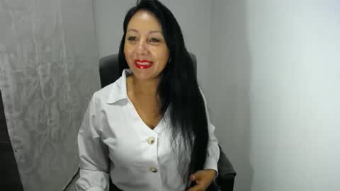soy Elena online show from 03/25/26, 11:27