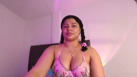 Snapshot of soynerea chatting on 05/11/26, 01:55 online show from 05/11/26, 01:55