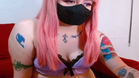 Snapshot of soyrouxy chatting on 01/08/25, 06:31 Rouxy online show from 01/08/25, 06:31