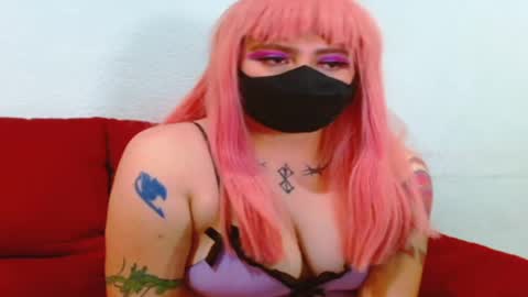 Snapshot of soyrouxy chatting on 01/12/25, 07:21 Rouxy online show from 01/12/25, 07:21