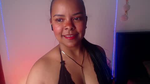 Snapshot of soytucolor chatting on 12/12/24, 10:09 Paula add me on snap online show from 12/12/24, 10:09