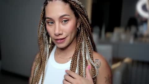 brisa  s online show from 01/17/25, 02:50