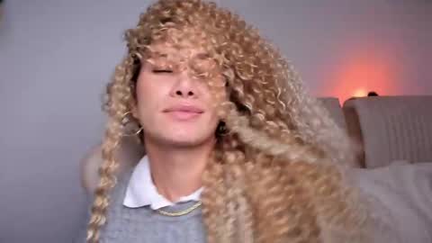 brisa  s online show from 02/12/25, 04:22