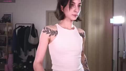 Roxy online show from 10/08/25, 06:49