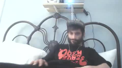 Snapshot of spacecase843 chatting on 03/09/25, 07:56 TrndSettrz online show from 03/09/25, 07:56