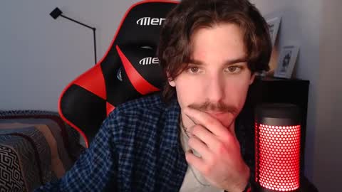 Snapshot of spangy19 chatting on 12/06/24, 09:13 Anthony online show from 12/06/24, 09:13