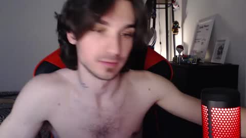 Snapshot of spangy19 chatting on 12/14/24, 03:51 Anthony online show from 12/14/24, 03:51