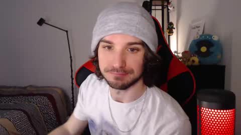 Snapshot of spangy19 chatting on 01/03/25, 02:32 Anthony online show from 01/03/25, 02:32