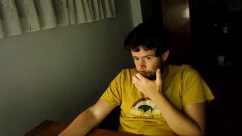 Snapshot of spanishboytenerife chatting on 02/26/25, 08:33 spanish online show from 02/26/25, 08:33