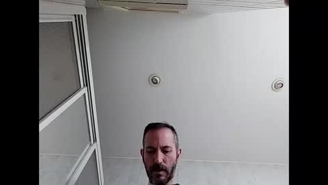 Snapshot of spanishharddick chatting on 01/28/25, 02:11 Manu online show from 01/28/25, 02:11
