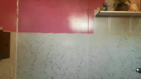 Snapshot of spankkmereddd chatting on 09/28/25, 05:18 spankkmereddd online show from 09/28/25, 05:18