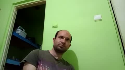 Snaiky online show from 04/08/26, 10:21