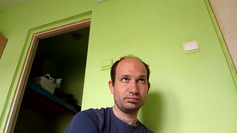 Snaiky online show from 04/14/26, 12:11