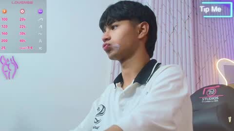 Snapshot of spark_tay chatting on 06/08/26, 02:23 spark_tay online show from 06/08/26, 02:23