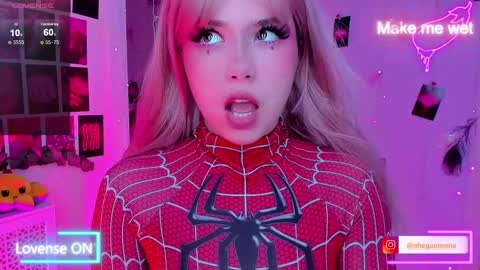 Snapshot of sparklemona chatting on 03/02/25, 02:30 SparkleMona online show from 03/02/25, 02:30