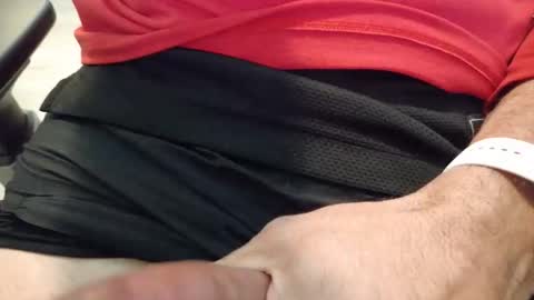 Snapshot of sparklenuts17 chatting on 11/15/25, 04:14 sparklenuts17 online show from 11/15/25, 04:14