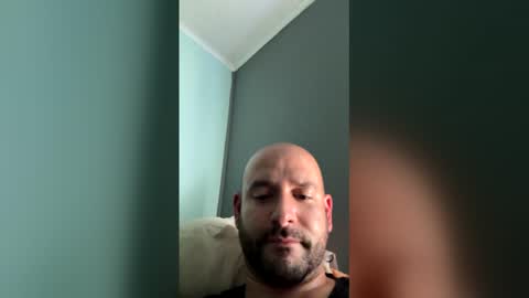 Snapshot of sparrow19909 chatting on 03/07/26, 05:32 azucar lets vid snap my girl and i are horny online show from 03/07/26, 05:32