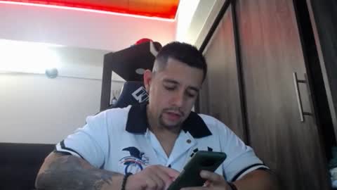     online show from 01/13/26, 05:13