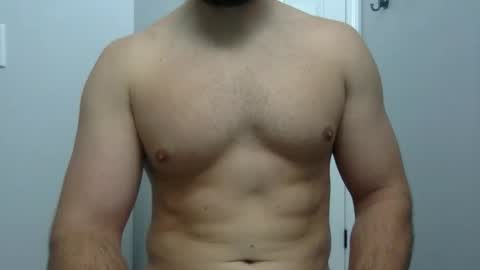 Snapshot of spartanstrong chatting on 11/18/25, 04:33 SpartanStrong online show from 11/18/25, 04:33