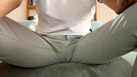 Snapshot of specialll27 chatting on 12/03/25, 10:02 Dany online show from 12/03/25, 10:02