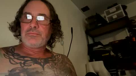 Snapshot of specter1972 chatting on 06/09/26, 11:38 specter1972 online show from 06/09/26, 11:38
