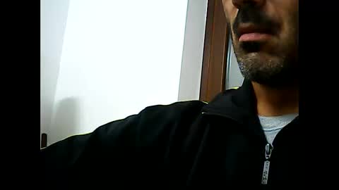 Snapshot of speed0800 chatting on 11/11/25, 10:43 Speed online show from 11/11/25, 10:43