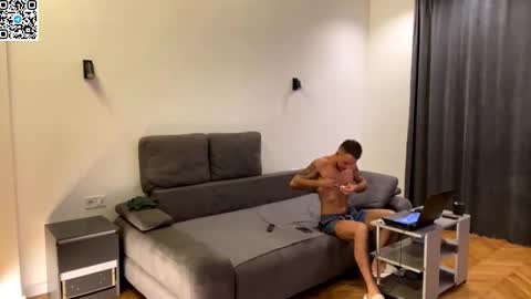 Alex online show from 10/07/25, 07:55