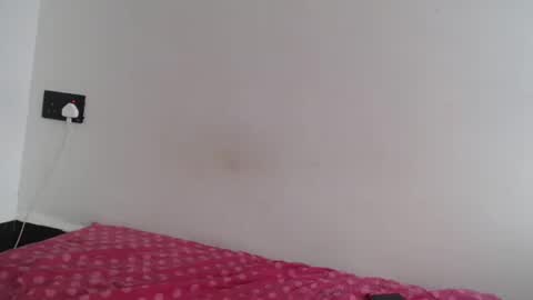 dela online show from 02/23/26, 06:33