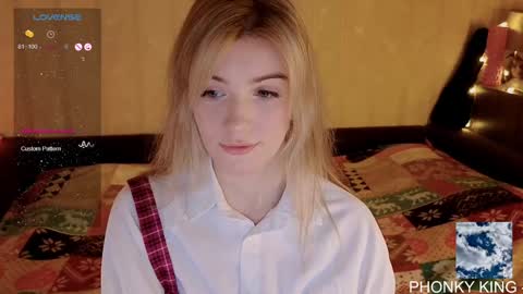 Snapshot of spicejessy chatting on 01/11/25, 04:14 your sweet Jessy online show from 01/11/25, 04:14