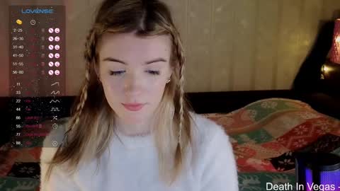 Snapshot of spicejessy chatting on 01/17/25, 04:26 your sweet Jessy online show from 01/17/25, 04:26