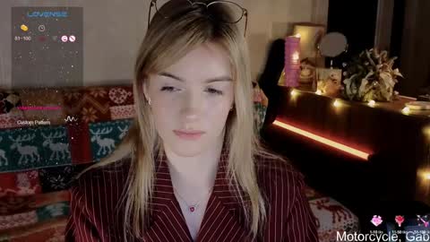 Snapshot of spicejessy chatting on 01/18/25, 06:53 your sweet Jessy online show from 01/18/25, 06:53