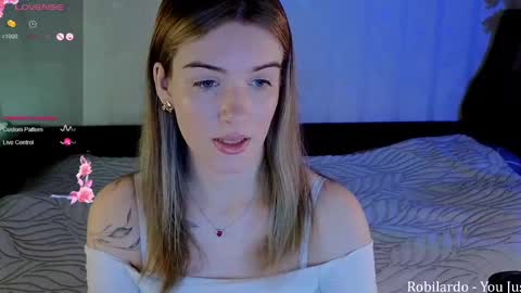 Snapshot of spicejessy chatting on 03/04/25, 04:20 your sweet Jessy online show from 03/04/25, 04:20