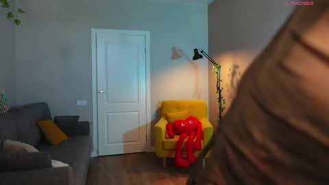 your sweet Jessy online show from 04/09/26, 07:25