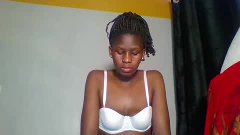 Snapshot of spiceup01 chatting on 10/12/25, 11:37 spiceup01 online show from 10/12/25, 11:37