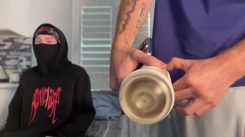 spicey_twins_tv online show from 10/14/25, 10:43