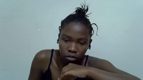 Snapshot of spicy_kittie chatting on 04/28/26, 06:51 Kittle online show from 04/28/26, 06:51