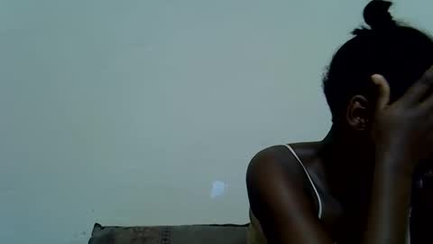 Snapshot of spicy_kittie chatting on 06/09/26, 07:42 Kittle online show from 06/09/26, 07:42