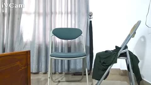 Snapshot of spicybuoy chatting on 12/12/24, 03:43 spicybuoy online show from 12/12/24, 03:43