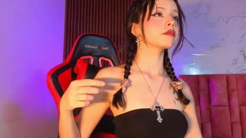 Snapshot of spicydemons chatting on 10/26/25, 03:45 spicydemons online show from 10/26/25, 03:45